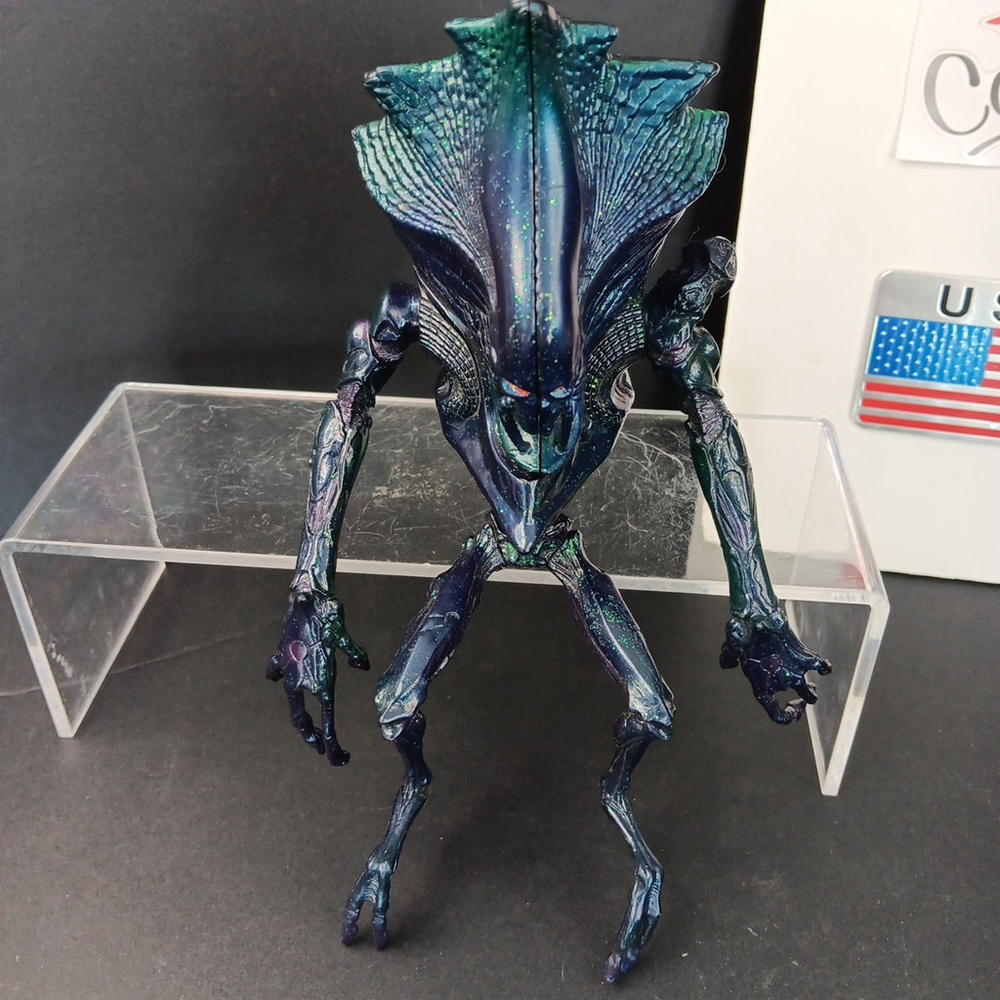 Vintage 1996 Independence Day ID4 Shock Trooper Alien